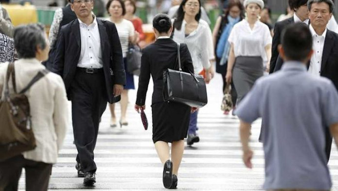 Japans Arbeitsmarkt im Wandel, Anime-Touristen machen Ärger, Skandal-Streamer festgenommen und Studio Ghibli geht an Nippon TV
