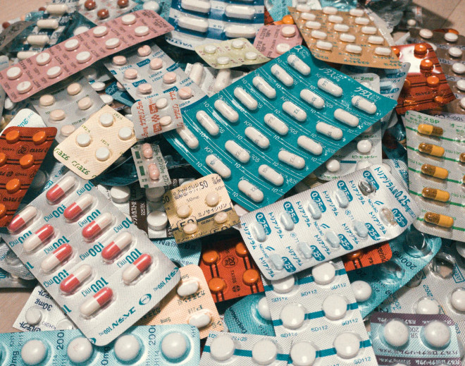 Medikamente gegen Erkältungen werden in Japan vermehrt zweckentfremdet. Bild: 緋真煉