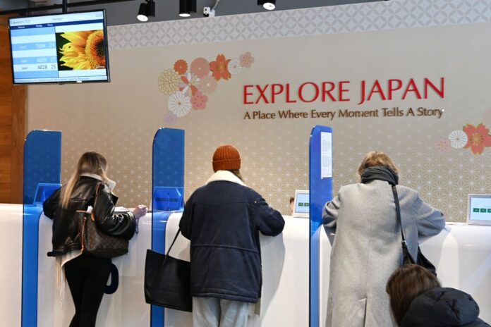 Folge 398: Kampagne gegen Japans Premierministerin, höhere Visa-Gebühren, Kindesentführungen, Brokkoli statt Edamame, Yu-Gi-Oh!-Video vom Weißen Haus, öffentliche Mülleimer, insolvente Bento-Läden und fehlende Schulplätze